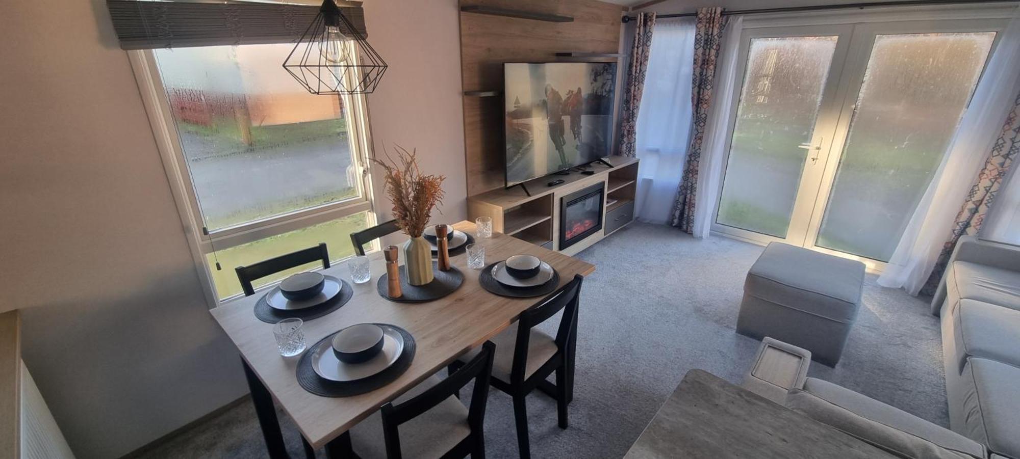 Lynton Lodges Atlas Evanton Kültér fotó